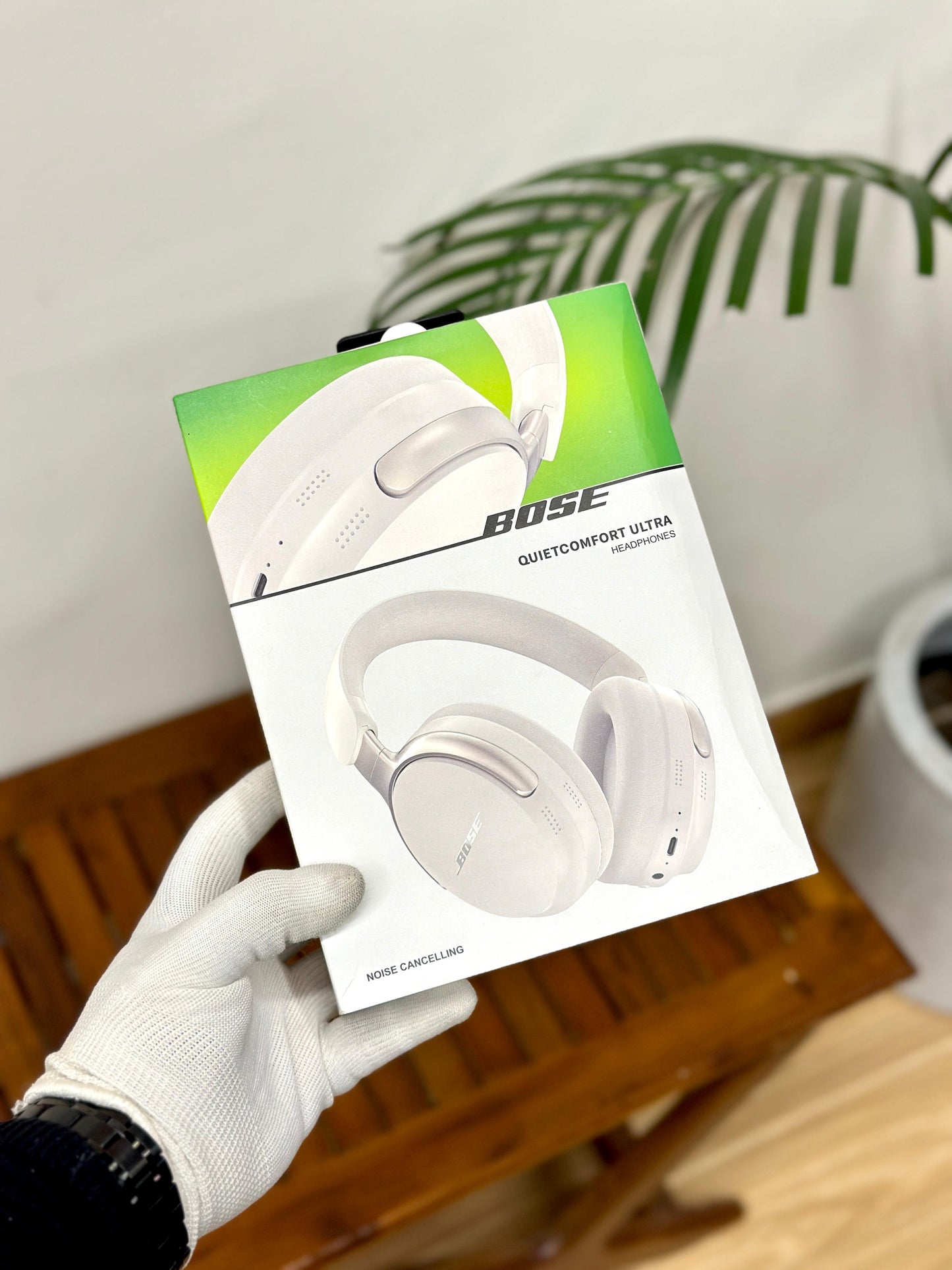 Quiet Comfort Ultra Headphones – BT Earphone, Over Ear Headphones With Built-In Mic - Upto 8 Hours Playtime, Heavy Sound And Bass Quality, Perfect For Everyday Use