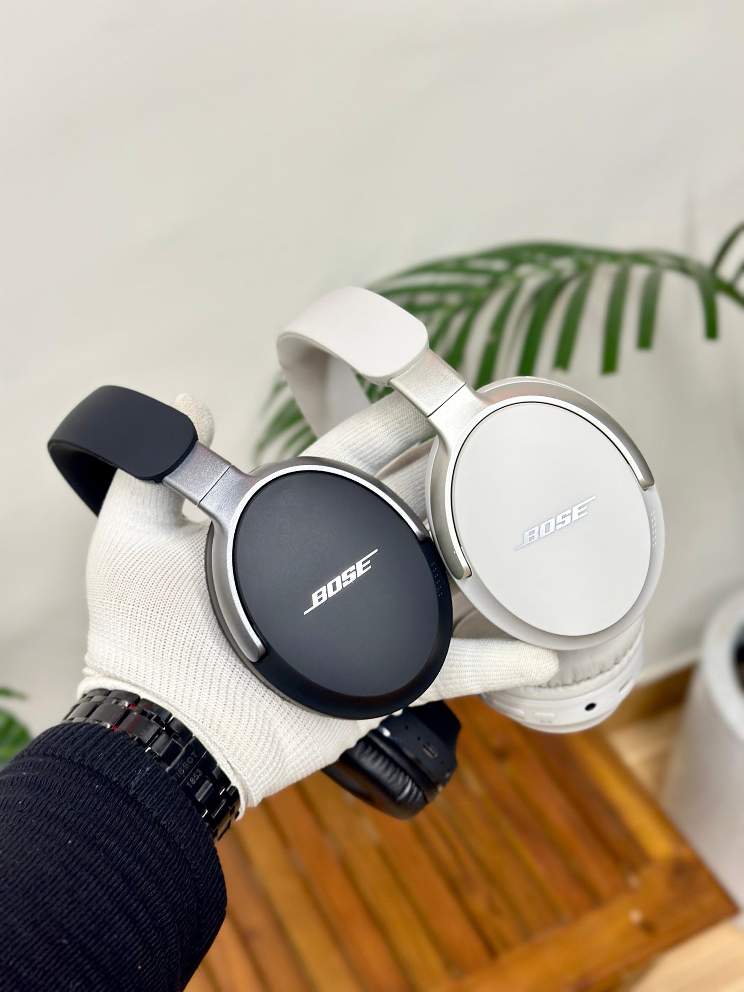 Quiet Comfort Ultra Headphones – BT Earphone, Over Ear Headphones With Built-In Mic - Upto 8 Hours Playtime, Heavy Sound And Bass Quality, Perfect For Everyday Use
