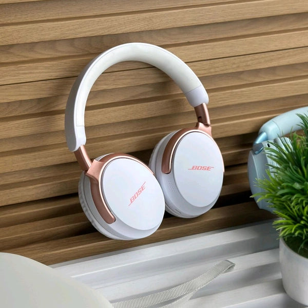 Quiet Comfort Ultra Headphones – BT Earphone, Over Ear Headphones With Built-In Mic - Upto 8 Hours Playtime, Heavy Sound And Bass Quality, Perfect For Everyday Use