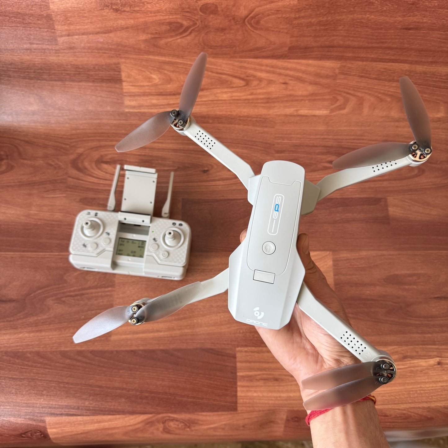 Dynalog GPS drone with brushless motor and gimbal camera