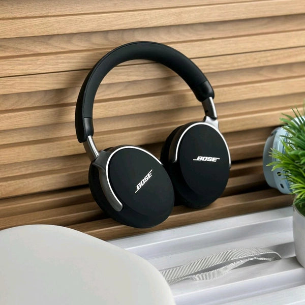 Quiet Comfort Ultra Headphones – BT Earphone, Over Ear Headphones With Built-In Mic - Upto 8 Hours Playtime, Heavy Sound And Bass Quality, Perfect For Everyday Use
