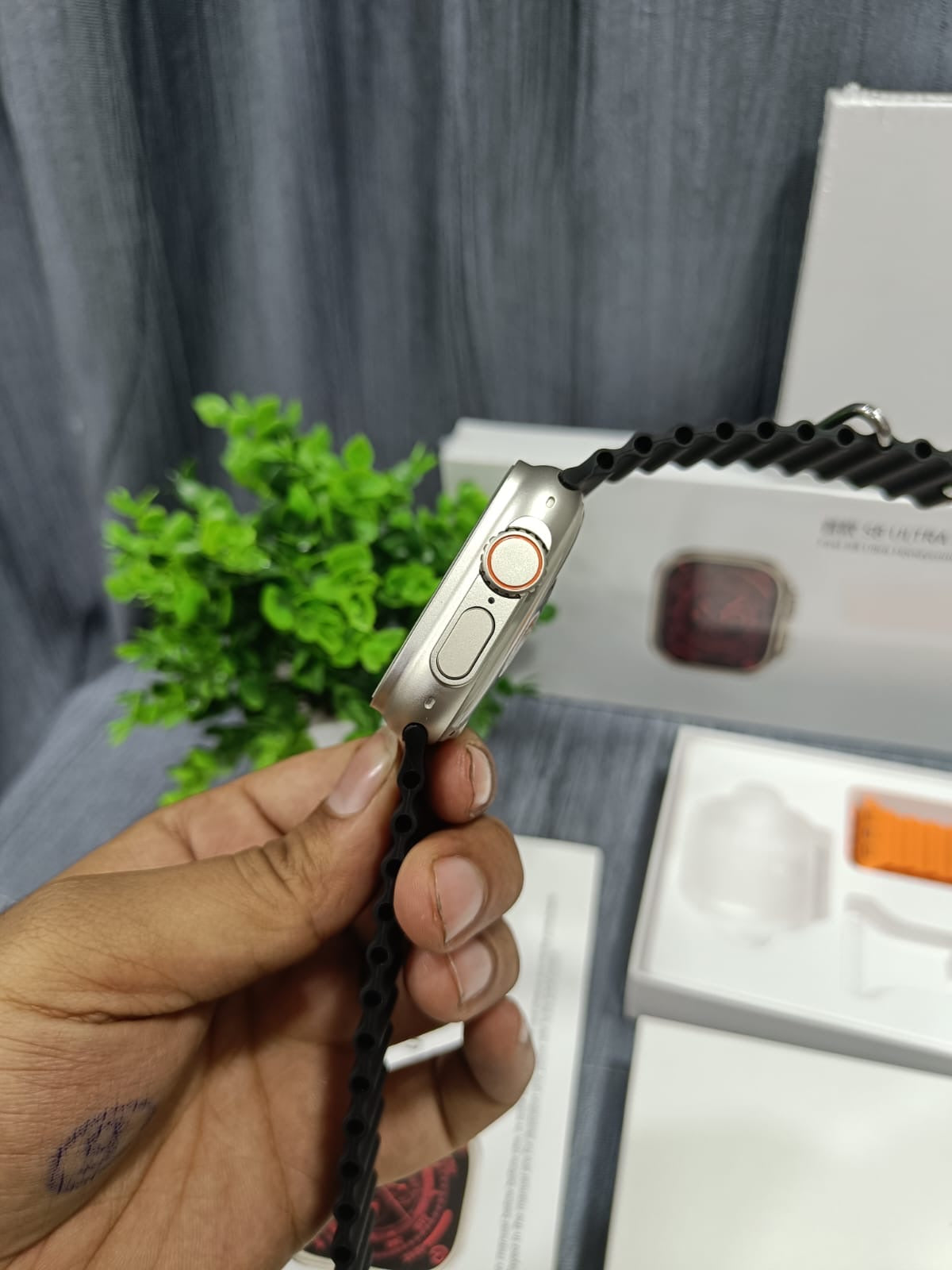 S8 SIM Card smartwatch with 16gb storage