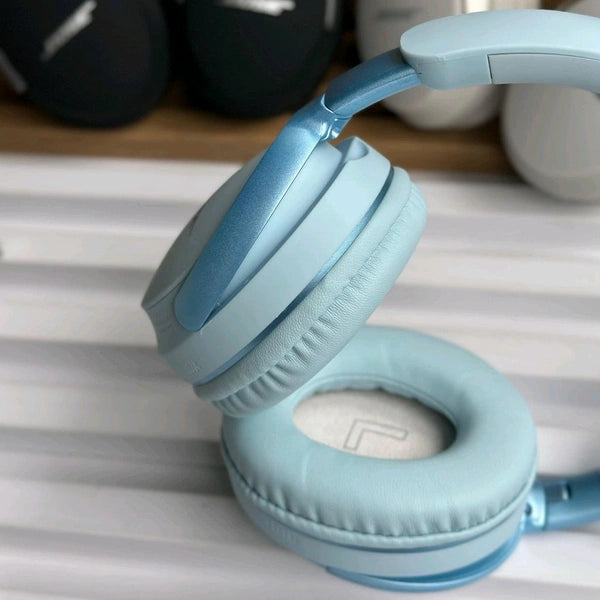 Quiet Comfort Ultra Headphones – BT Earphone, Over Ear Headphones With Built-In Mic - Upto 8 Hours Playtime, Heavy Sound And Bass Quality, Perfect For Everyday Use