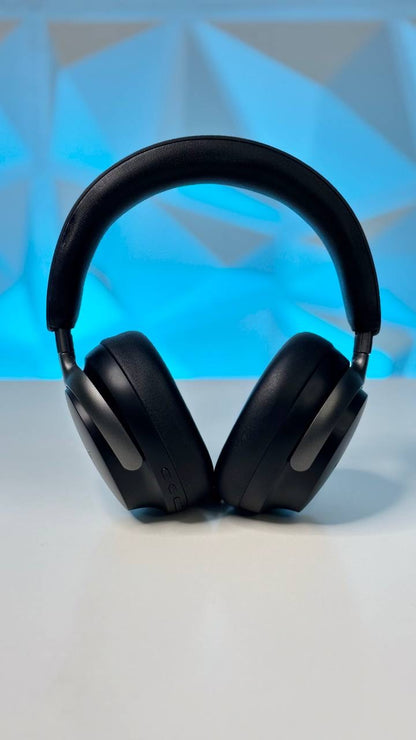 Bⓞse Qc Ultra ANC Headphone with Case