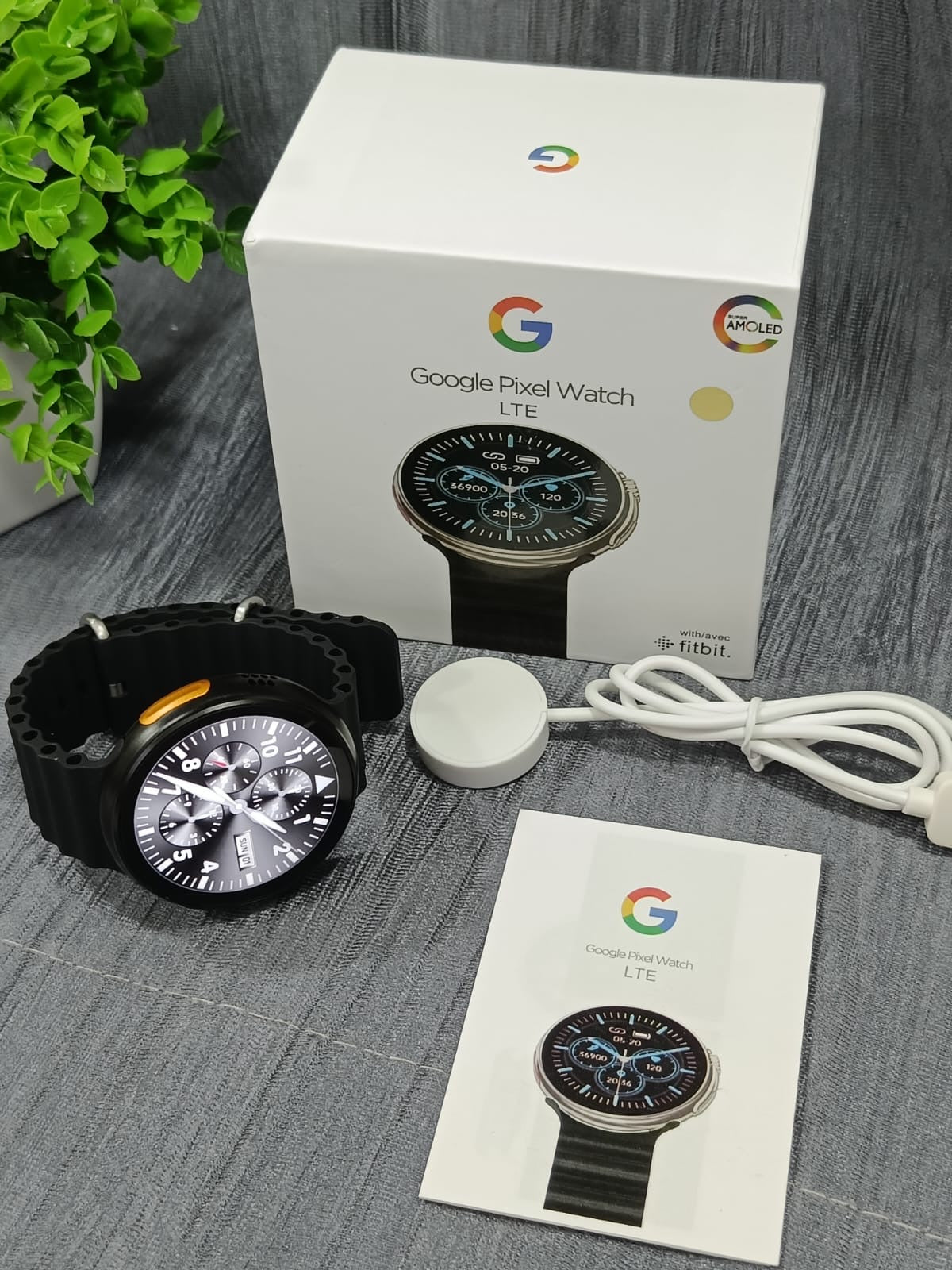 Super Amoled Display Smartwatch