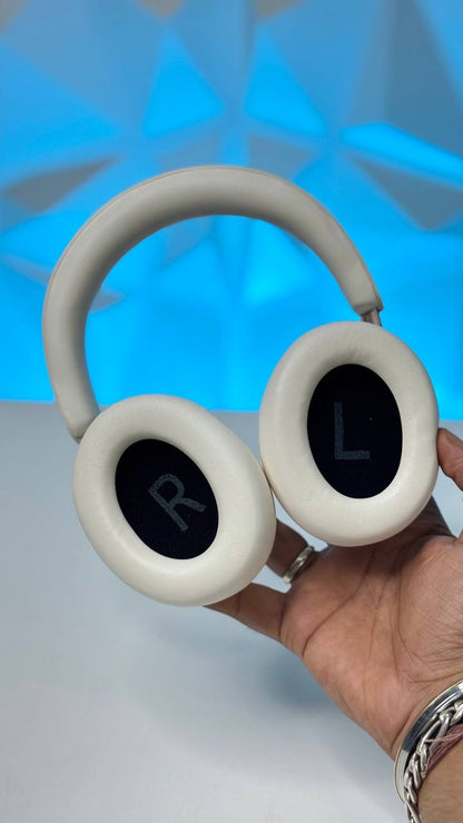 Bⓞse Qc Ultra ANC Headphone with Case