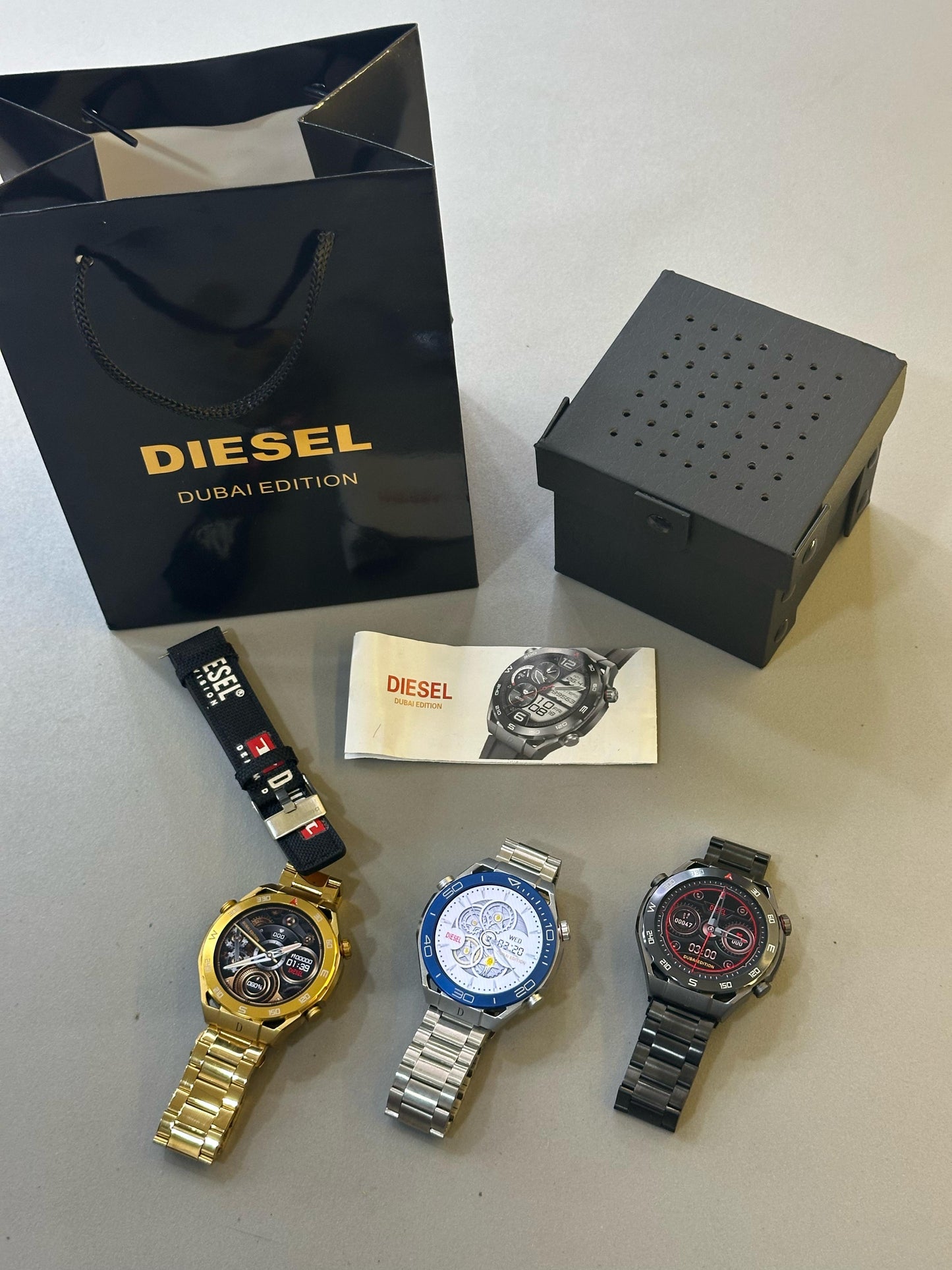 Round Smartwatch With Dual Strap & Premium Hard Box – Bluetooth Calling, Notifications & Fitness Tracking