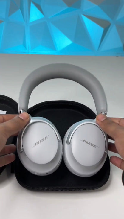 Bⓞse Qc Ultra ANC Headphone with Case