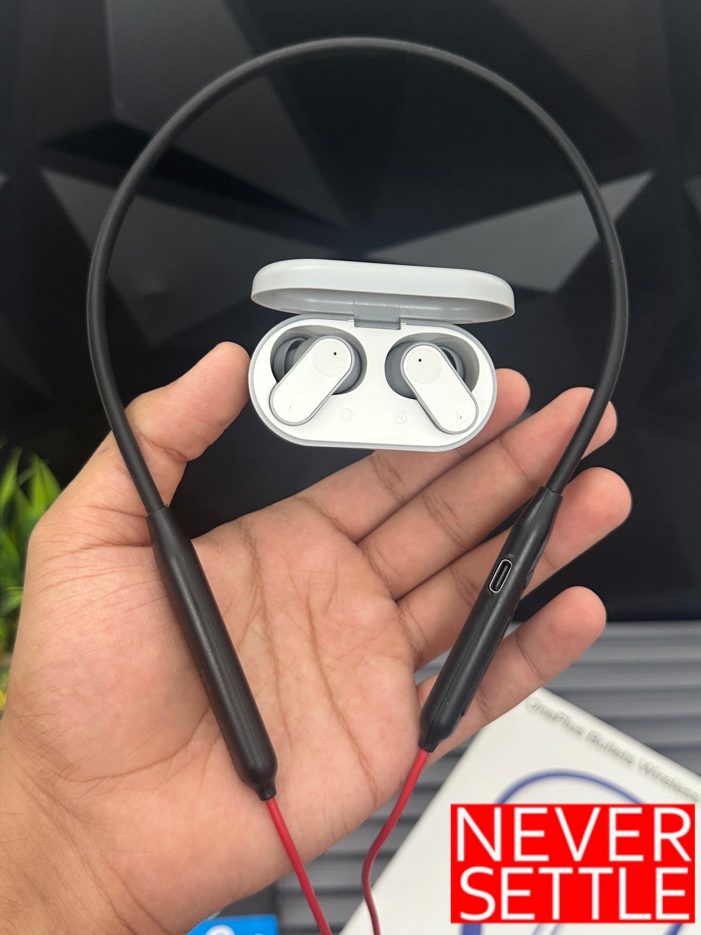 7 days battery backup Neckband + earbuds combo